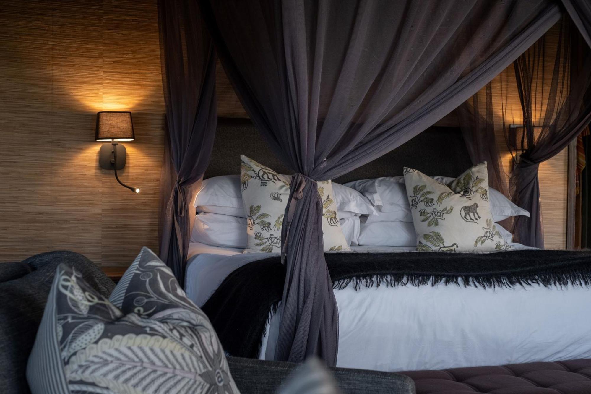 HillsNek Safari Camp – Amakhala Game Reserve Villa Bagian luar foto