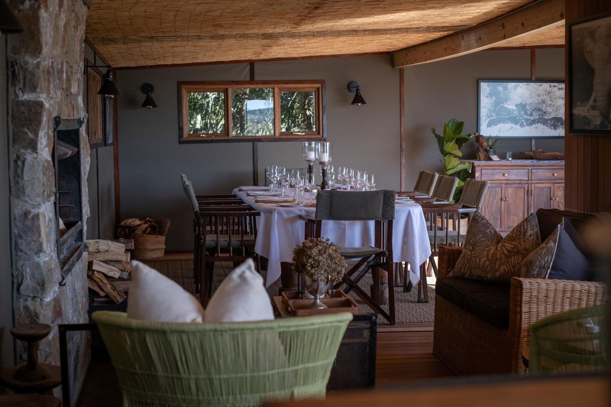 HillsNek Safari Camp – Amakhala Game Reserve Villa Bagian luar foto